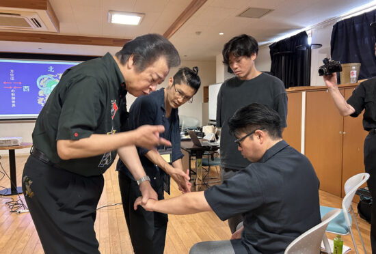 直接指導を受けられる妙見活法整体セミナー
