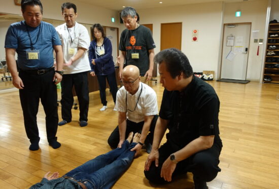 流体力学を応用した整体法
