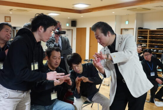 円心蛇の目の法則